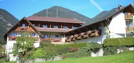 Hotel KARNIA